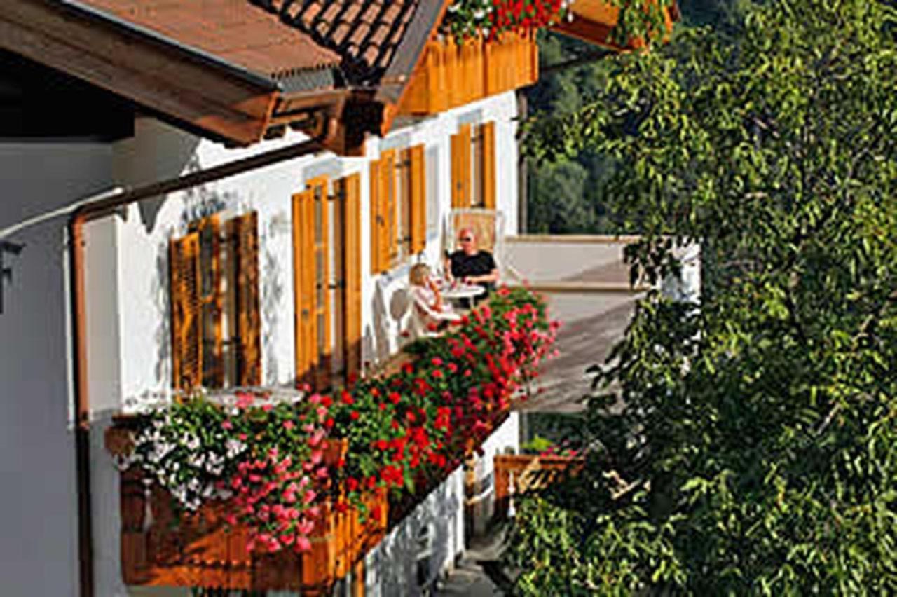 Oberegghof Ferienwohnung Hahnenkamm リフィアーノ エクステリア 写真