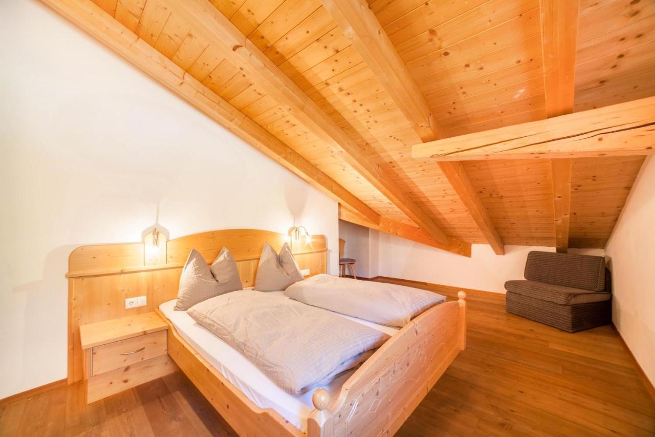 Oberegghof Ferienwohnung Hahnenkamm リフィアーノ エクステリア 写真